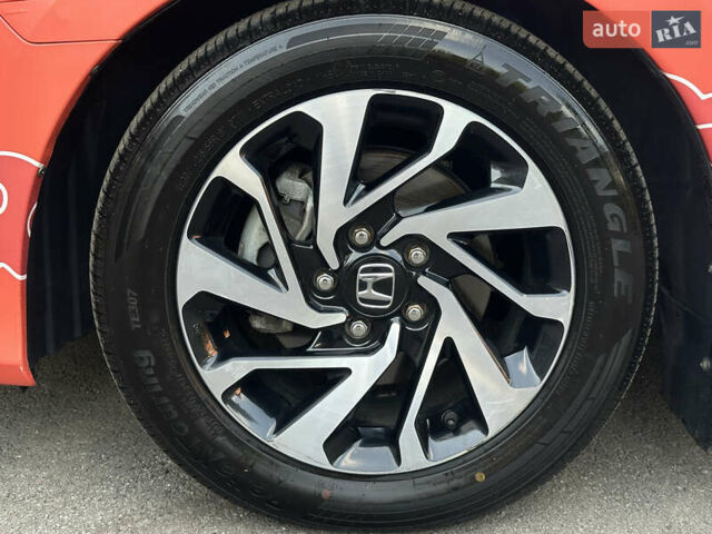 Синий Хонда Цивик, объемом двигателя 1.5 л и пробегом 47 тыс. км за 16700 $, фото 15 на Automoto.ua