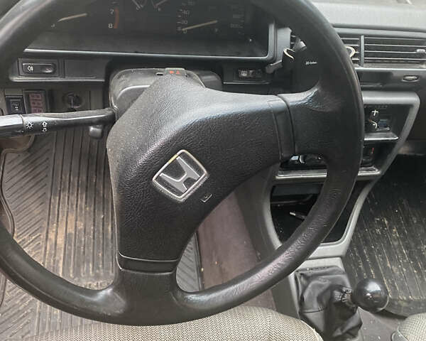 Синий Хонда Цивик, объемом двигателя 1.4 л и пробегом 200 тыс. км за 950 $, фото 6 на Automoto.ua