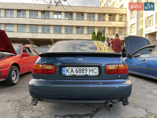Синий Хонда Цивик, объемом двигателя 1.5 л и пробегом 450 тыс. км за 3500 $, фото 4 на Automoto.ua