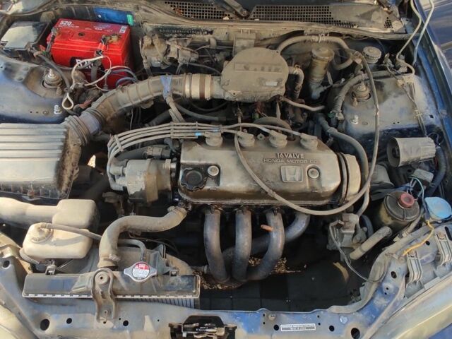 Синий Хонда Цивик, объемом двигателя 1.5 л и пробегом 200 тыс. км за 1600 $, фото 6 на Automoto.ua