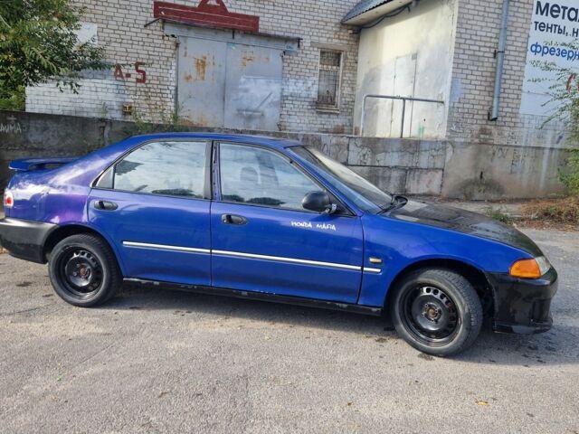 Синий Хонда Цивик, объемом двигателя 1.5 л и пробегом 364 тыс. км за 1100 $, фото 5 на Automoto.ua