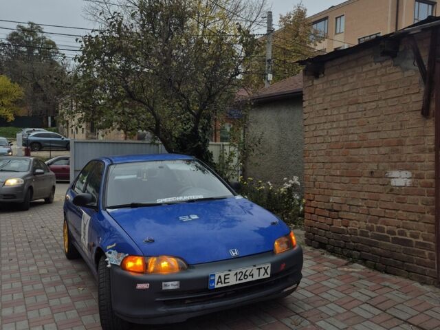 Синий Хонда Цивик, объемом двигателя 1.5 л и пробегом 275 тыс. км за 2000 $, фото 2 на Automoto.ua