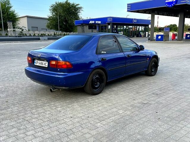 Синий Хонда Цивик, объемом двигателя 1.5 л и пробегом 350 тыс. км за 1900 $, фото 2 на Automoto.ua