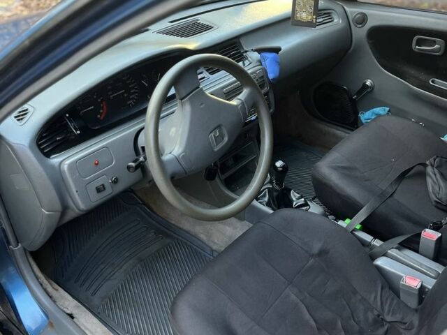 Синій Хонда Сівік, об'ємом двигуна 1.5 л та пробігом 270 тис. км за 1350 $, фото 5 на Automoto.ua