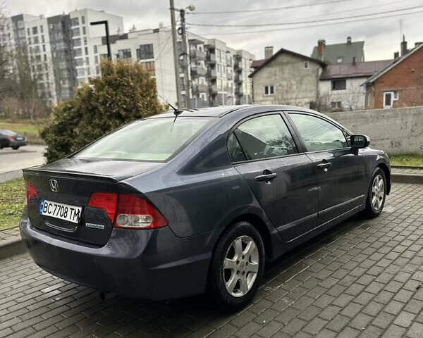 Синий Хонда Цивик, объемом двигателя 1.3 л и пробегом 250 тыс. км за 4800 $, фото 3 на Automoto.ua