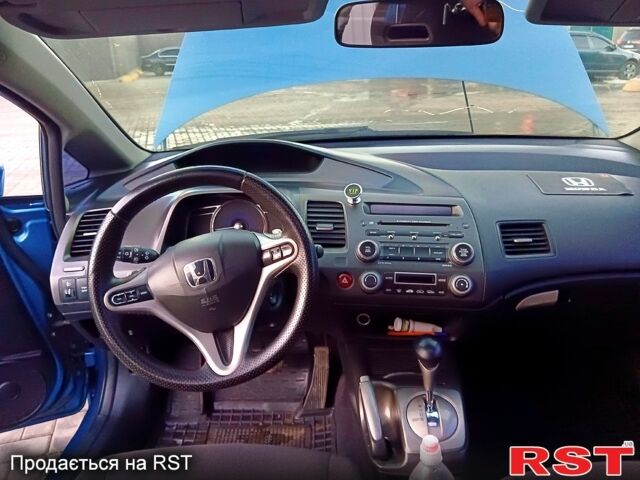 Синий Хонда Цивик, объемом двигателя 1.8 л и пробегом 207 тыс. км за 6000 $, фото 4 на Automoto.ua