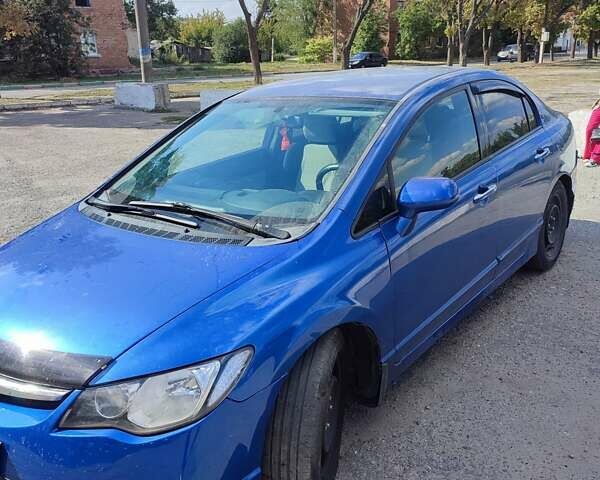 Синий Хонда Цивик, объемом двигателя 1.8 л и пробегом 201 тыс. км за 4999 $, фото 9 на Automoto.ua