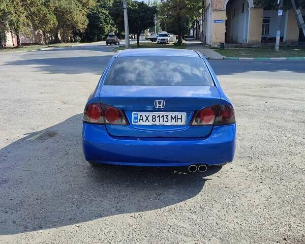 Синий Хонда Цивик, объемом двигателя 1.8 л и пробегом 201 тыс. км за 4999 $, фото 1 на Automoto.ua