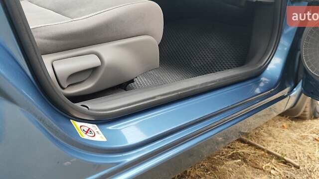 Синій Хонда Сівік, об'ємом двигуна 1.34 л та пробігом 207 тис. км за 6999 $, фото 79 на Automoto.ua