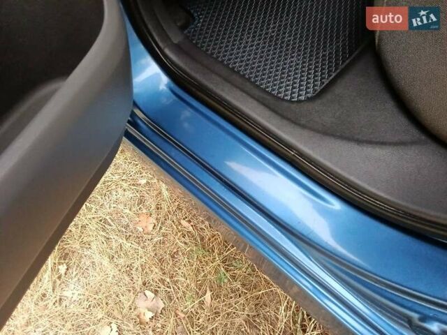 Синій Хонда Сівік, об'ємом двигуна 1.34 л та пробігом 207 тис. км за 6999 $, фото 66 на Automoto.ua