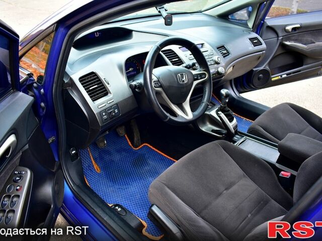 Синий Хонда Цивик, объемом двигателя 1.8 л и пробегом 224 тыс. км за 4900 $, фото 7 на Automoto.ua
