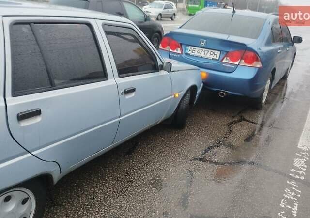 Синій Хонда Сівік, об'ємом двигуна 1.34 л та пробігом 207 тис. км за 6999 $, фото 98 на Automoto.ua