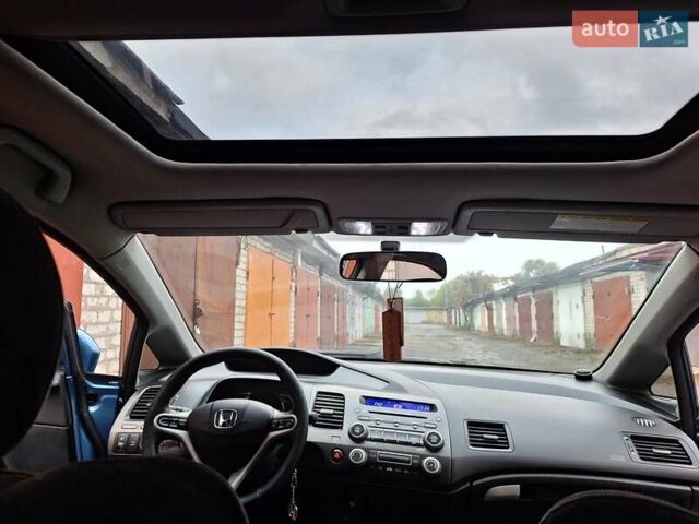 Синій Хонда Сівік, об'ємом двигуна 1.8 л та пробігом 315 тис. км за 6000 $, фото 10 на Automoto.ua