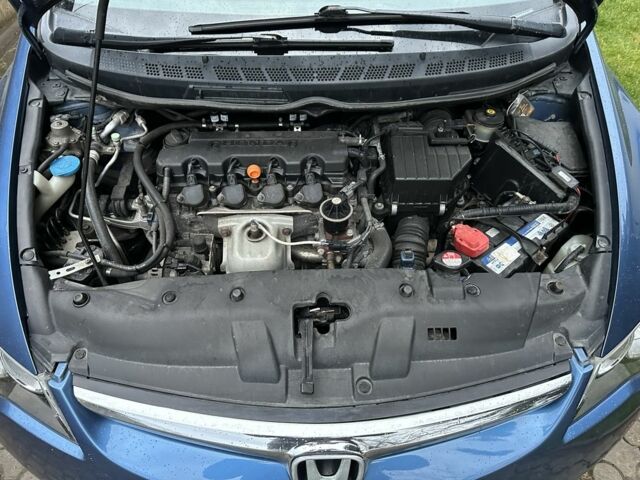 Синий Хонда Цивик, объемом двигателя 1.8 л и пробегом 170 тыс. км за 6600 $, фото 8 на Automoto.ua