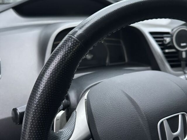 Синий Хонда Цивик, объемом двигателя 1.8 л и пробегом 170 тыс. км за 6600 $, фото 11 на Automoto.ua