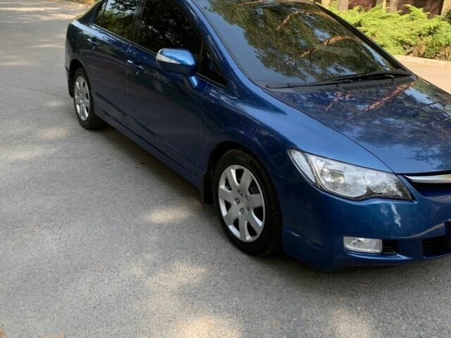 Синий Хонда Цивик, объемом двигателя 1.8 л и пробегом 203 тыс. км за 4800 $, фото 4 на Automoto.ua