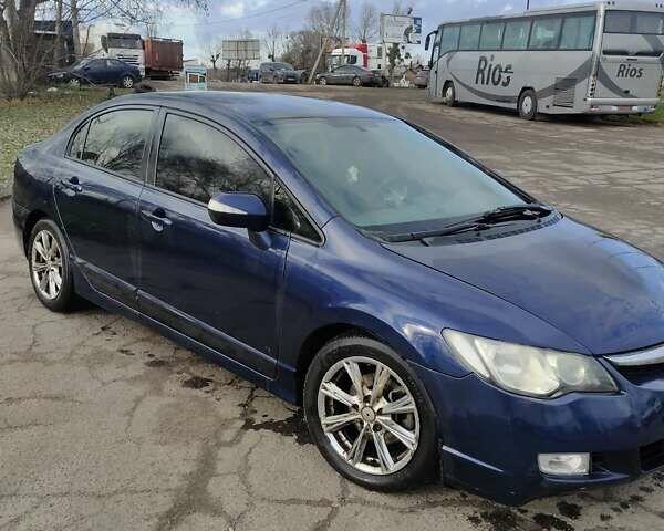 Синій Хонда Сівік, об'ємом двигуна 1.8 л та пробігом 223 тис. км за 4800 $, фото 3 на Automoto.ua