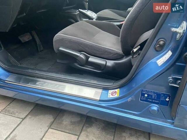 Синий Хонда Цивик, объемом двигателя 1.8 л и пробегом 170 тыс. км за 7300 $, фото 12 на Automoto.ua