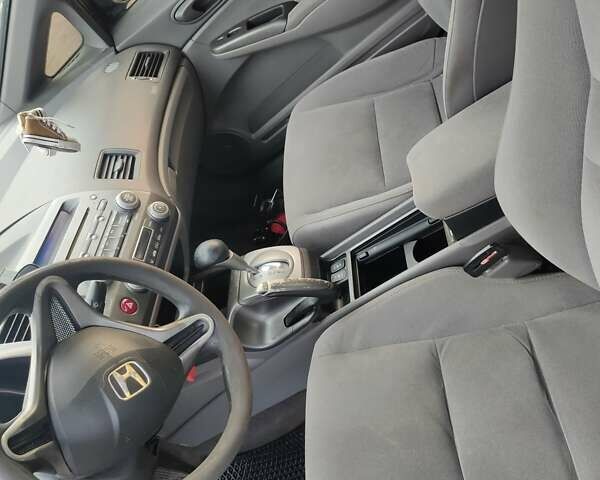 Синій Хонда Сівік, об'ємом двигуна 1.8 л та пробігом 223 тис. км за 4800 $, фото 7 на Automoto.ua