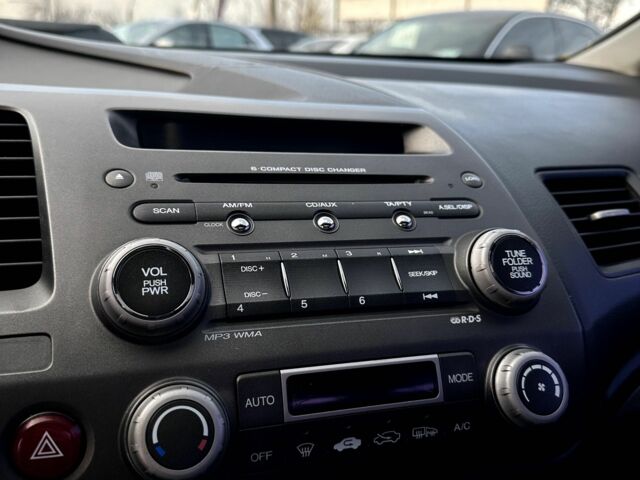 Синій Хонда Сівік, об'ємом двигуна 1.8 л та пробігом 212 тис. км за 6600 $, фото 5 на Automoto.ua