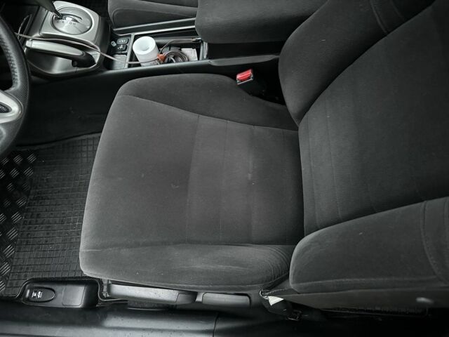 Синий Хонда Цивик, объемом двигателя 1.8 л и пробегом 170 тыс. км за 6600 $, фото 3 на Automoto.ua