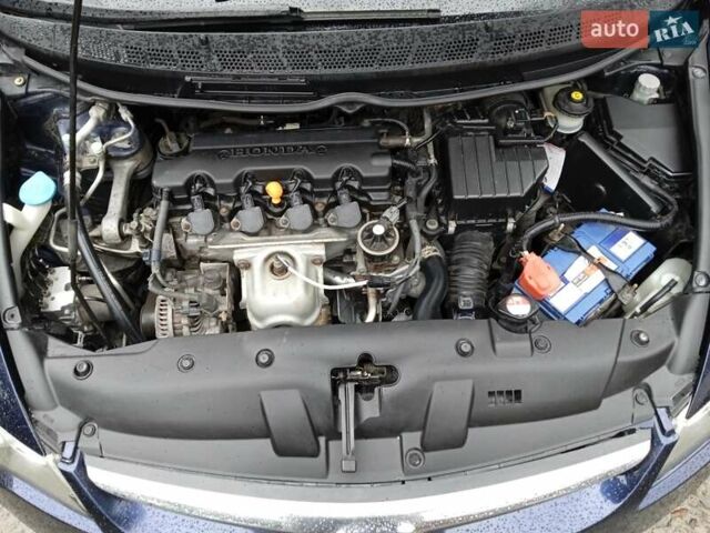 Хонда Цивик 2007 в Радехове на Automoto.ua Синий Хонда Цивик, объемом двигателя 1.8 л и пробегом 242 тыс. км за 4700 $, фото 24 на Automoto.ua