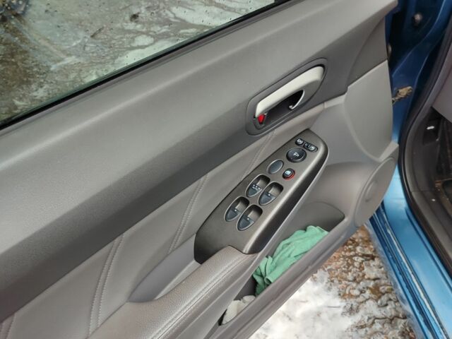 Синий Хонда Цивик, объемом двигателя 0 л и пробегом 260 тыс. км за 5500 $, фото 9 на Automoto.ua