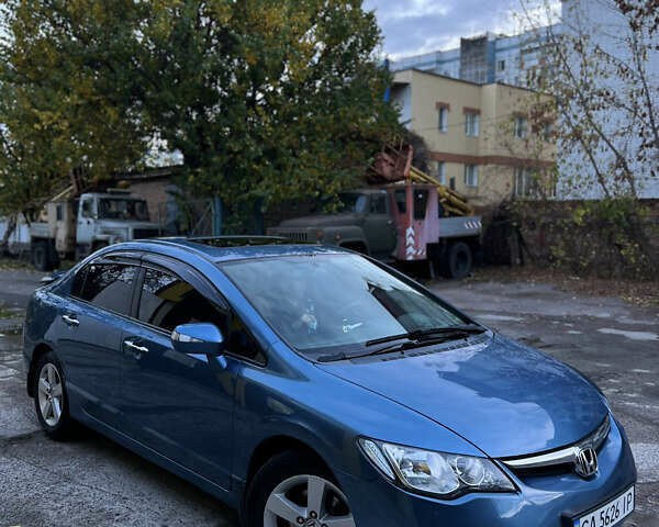 Синий Хонда Цивик, объемом двигателя 1.8 л и пробегом 239 тыс. км за 5200 $, фото 3 на Automoto.ua