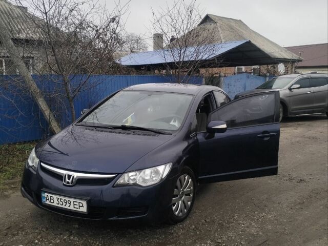 Синий Хонда Цивик, объемом двигателя 1.8 л и пробегом 278 тыс. км за 5000 $, фото 2 на Automoto.ua