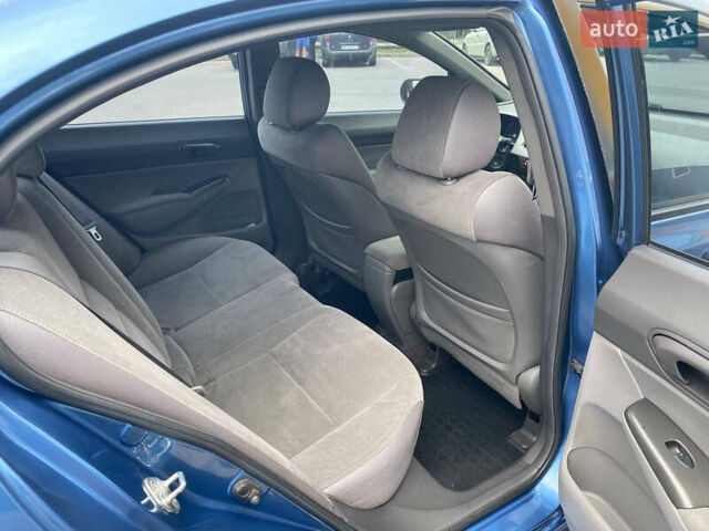 Синій Хонда Сівік, об'ємом двигуна 1.8 л та пробігом 197 тис. км за 6350 $, фото 9 на Automoto.ua