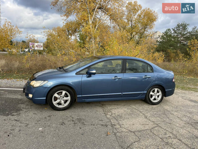Хонда Цивик 2007 в Каменское - Днепродзержинск на Automoto.ua Синий Хонда Цивик, объемом двигателя 1.34 л и пробегом 239 тыс. км за 5477 $, фото 5 на Automoto.ua