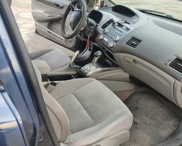 Синій Хонда Сівік, об'ємом двигуна 1.8 л та пробігом 223 тис. км за 4800 $, фото 6 на Automoto.ua