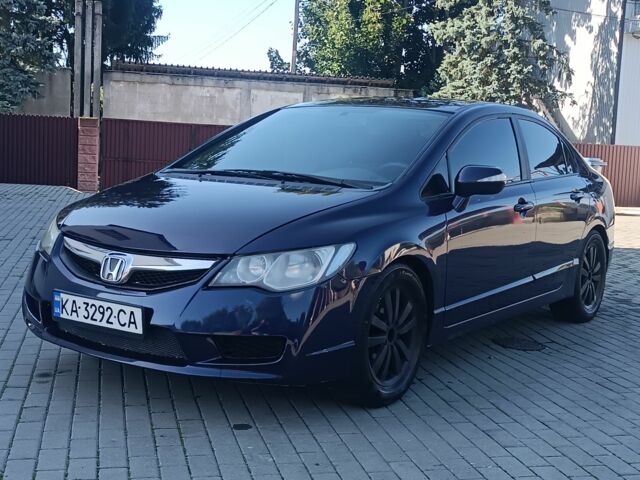 Синій Хонда Сівік, об'ємом двигуна 1.8 л та пробігом 300 тис. км за 5000 $, фото 6 на Automoto.ua