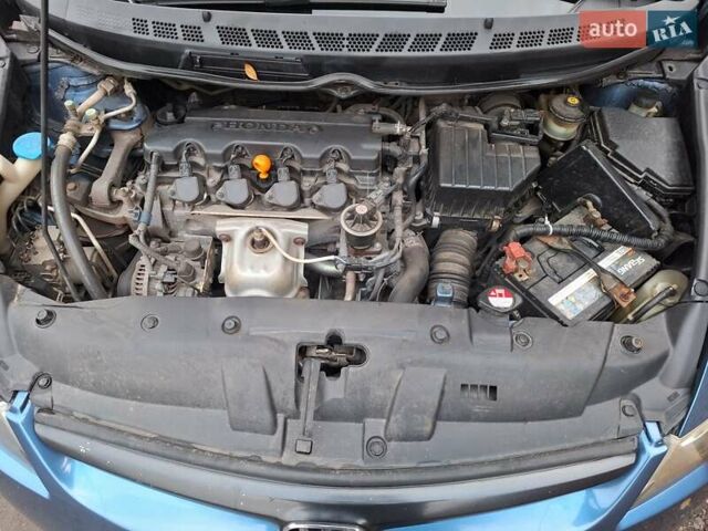 Синій Хонда Сівік, об'ємом двигуна 1.8 л та пробігом 315 тис. км за 6000 $, фото 11 на Automoto.ua