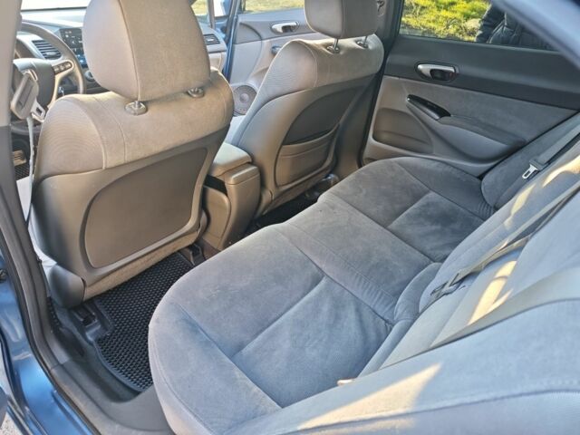 Синій Хонда Сівік, об'ємом двигуна 1.3 л та пробігом 269 тис. км за 6500 $, фото 6 на Automoto.ua