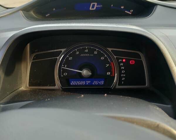 Синій Хонда Сівік, об'ємом двигуна 1.8 л та пробігом 223 тис. км за 4800 $, фото 5 на Automoto.ua