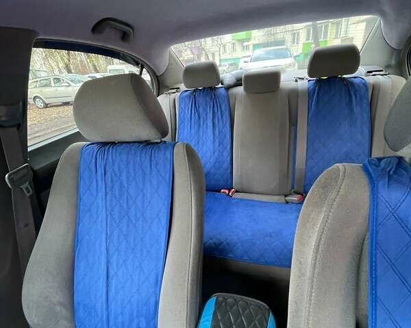 Синій Хонда Сівік, об'ємом двигуна 1.8 л та пробігом 205 тис. км за 6407 $, фото 5 на Automoto.ua