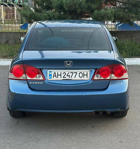 Синий Хонда Цивик, объемом двигателя 1.8 л и пробегом 286 тыс. км за 5200 $, фото 7 на Automoto.ua