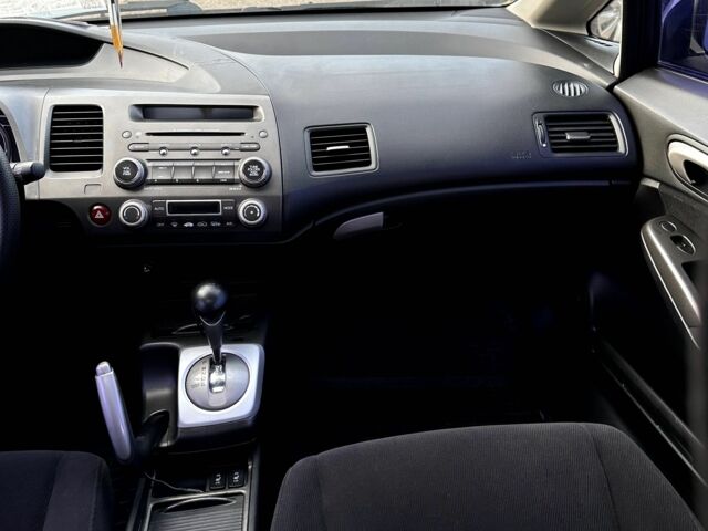 Синій Хонда Сівік, об'ємом двигуна 1.8 л та пробігом 212 тис. км за 6600 $, фото 9 на Automoto.ua