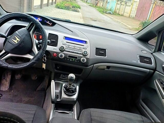 Синій Хонда Сівік, об'ємом двигуна 1.8 л та пробігом 222 тис. км за 5500 $, фото 6 на Automoto.ua