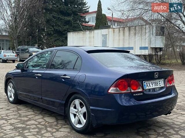 Синий Хонда Цивик, объемом двигателя 1.8 л и пробегом 132 тыс. км за 6500 $, фото 5 на Automoto.ua