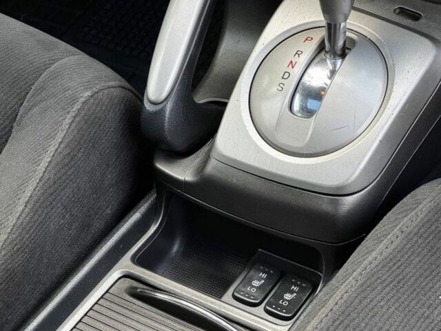 Синий Хонда Цивик, объемом двигателя 1.8 л и пробегом 170 тыс. км за 6999 $, фото 14 на Automoto.ua