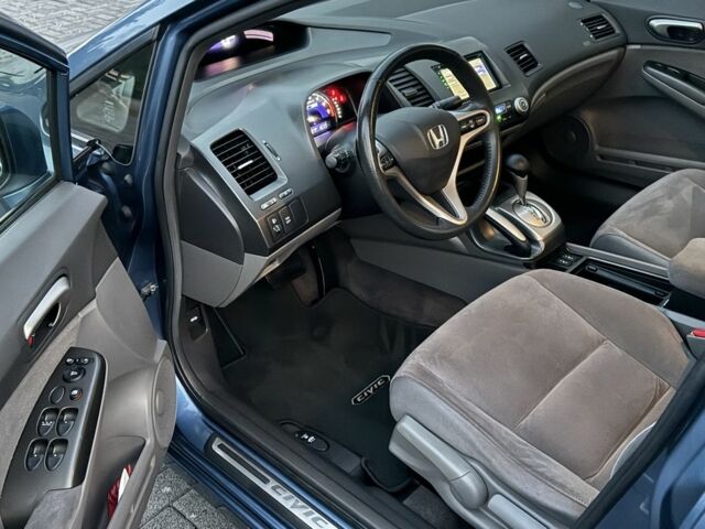 Синий Хонда Цивик, объемом двигателя 1.4 л и пробегом 178 тыс. км за 7250 $, фото 6 на Automoto.ua