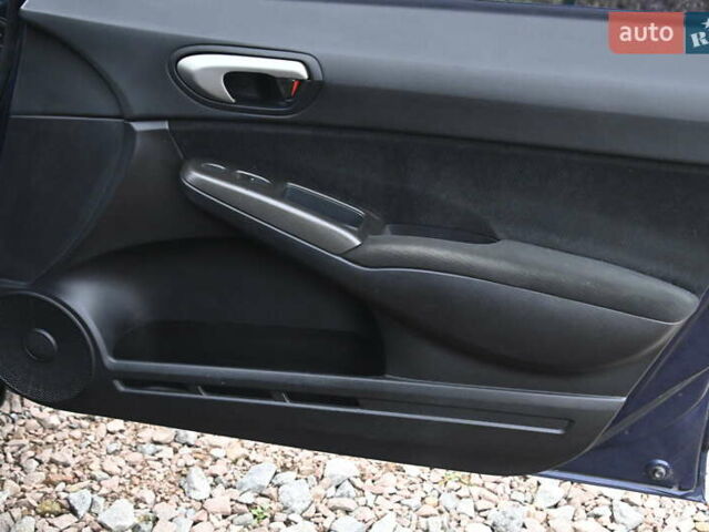 Синий Хонда Цивик, объемом двигателя 1.8 л и пробегом 244 тыс. км за 5999 $, фото 34 на Automoto.ua