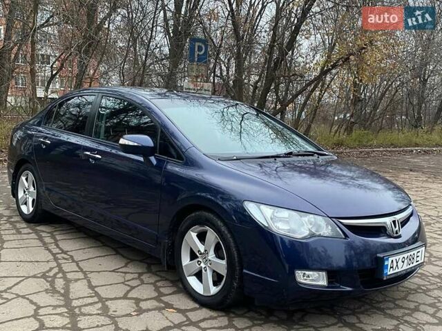 Синий Хонда Цивик, объемом двигателя 1.8 л и пробегом 132 тыс. км за 6500 $, фото 10 на Automoto.ua