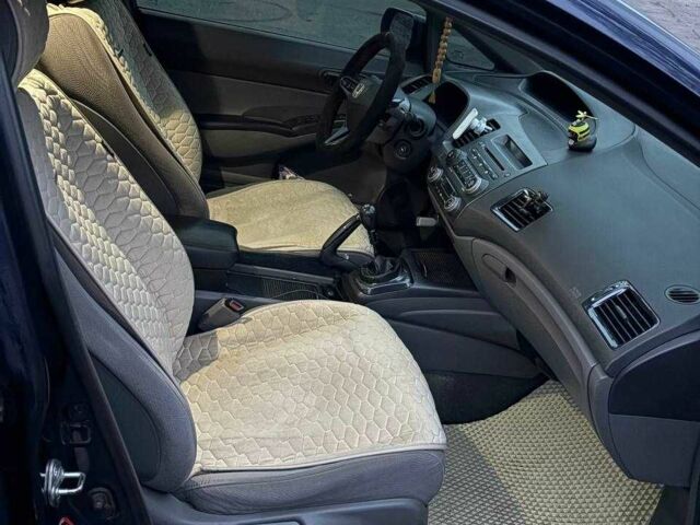 Синий Хонда Цивик, объемом двигателя 1.8 л и пробегом 279 тыс. км за 6200 $, фото 6 на Automoto.ua