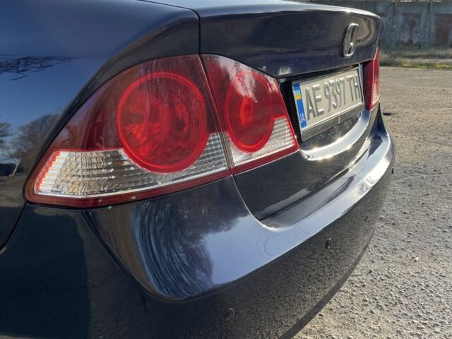 Синий Хонда Цивик, объемом двигателя 1.8 л и пробегом 201 тыс. км за 6499 $, фото 5 на Automoto.ua