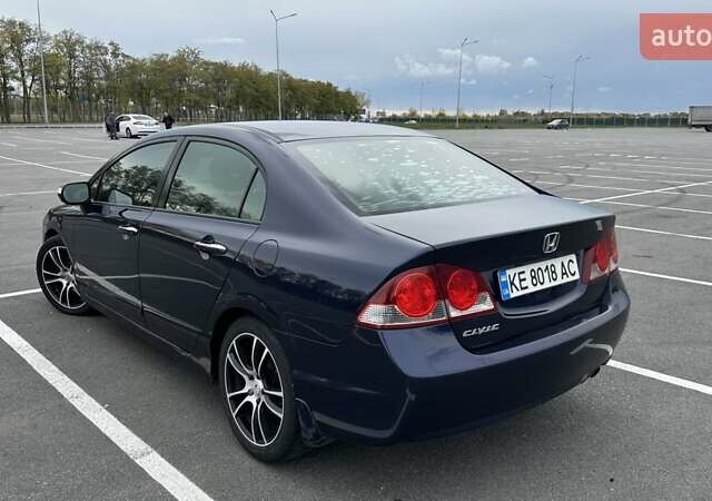 Хонда Цивик 2008 в Днепре (Днепропетровске) на Automoto.ua Синий Хонда Цивик, объемом двигателя 1.8 л и пробегом 236 тыс. км за 7000 $, фото 7 на Automoto.ua