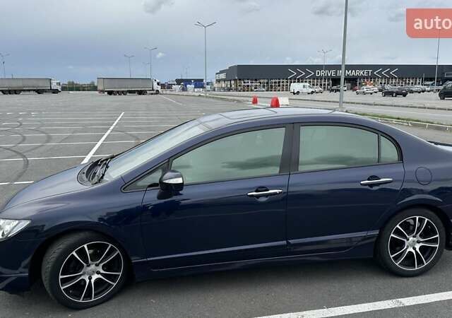 Хонда Цивик 2008 в Днепре (Днепропетровске) на Automoto.ua Синий Хонда Цивик, объемом двигателя 1.8 л и пробегом 236 тыс. км за 7000 $, фото 11 на Automoto.ua
