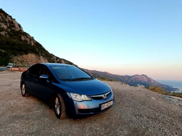 Синий Хонда Цивик, объемом двигателя 1.8 л и пробегом 228 тыс. км за 3300 $, фото 2 на Automoto.ua